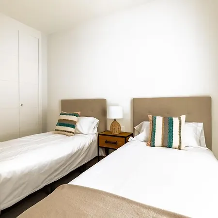 Casa Rosas-luxury Mesas * אסטפונה