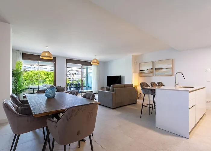 Casa Rosas-luxury Mesas Apartment Estepona