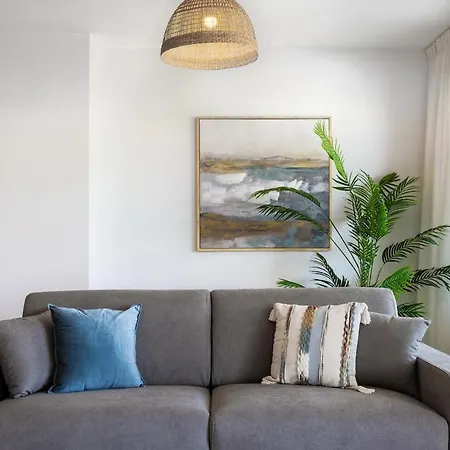 Casa Rosas-luxury Mesas * 埃斯特波纳